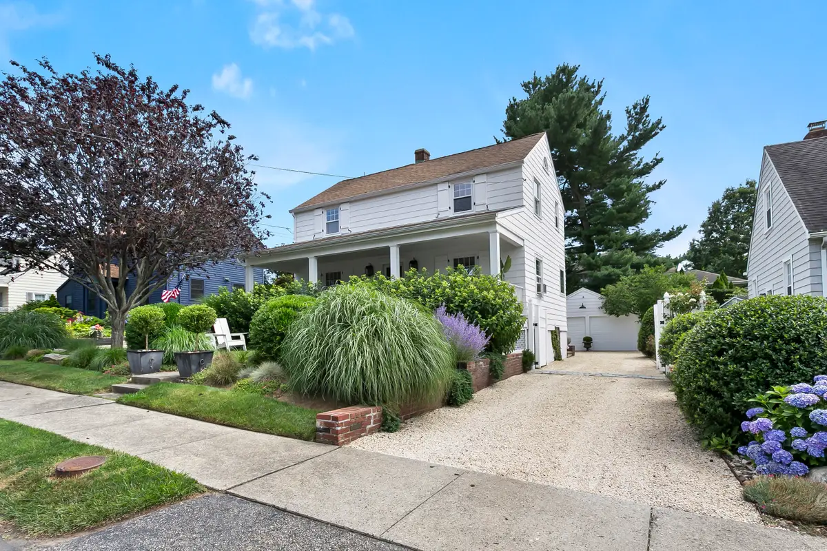 521 Lake Avenue, Bridgeport, CT 06605 - #1