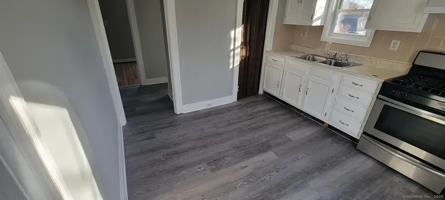 4 Stratton Place, Danbury, CT 06810 - Image #3