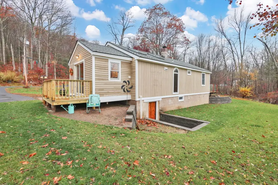 44 Strong Road, Granby, CT 06090 - Image #3