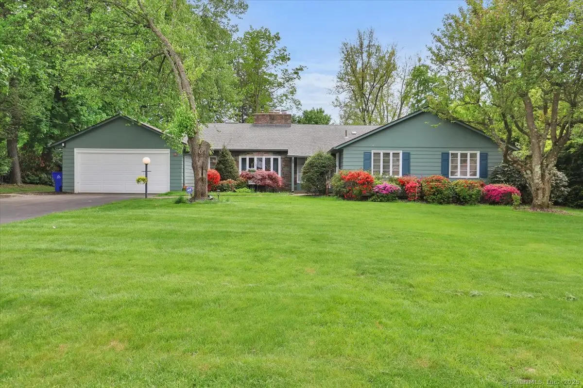 11 West Ridge Drive, West Hartford, CT 06117 - #1