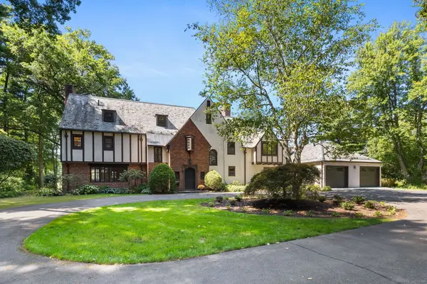 111 Bloomfield Avenue, West Hartford, CT 06105