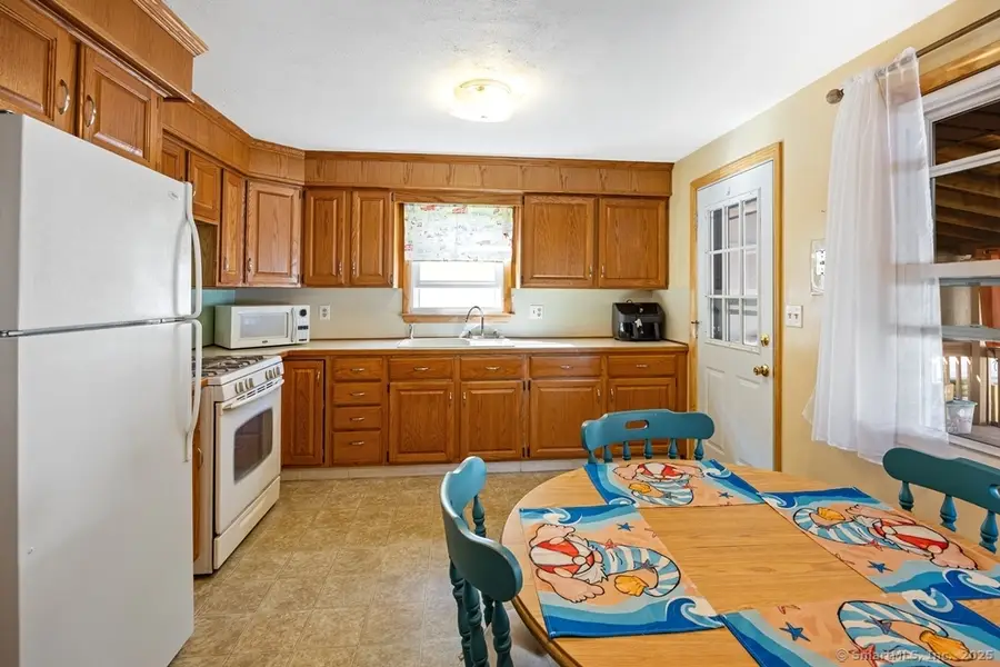 24 Alton Street, Waterbury, CT 06705 - Image #2