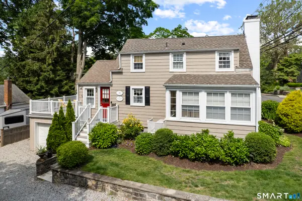 39 Prospect Street, Essex, CT 06426