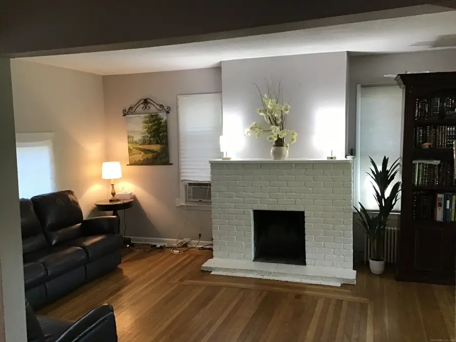 81 Clowes Terrace, Waterbury, CT 06710 - Image #2