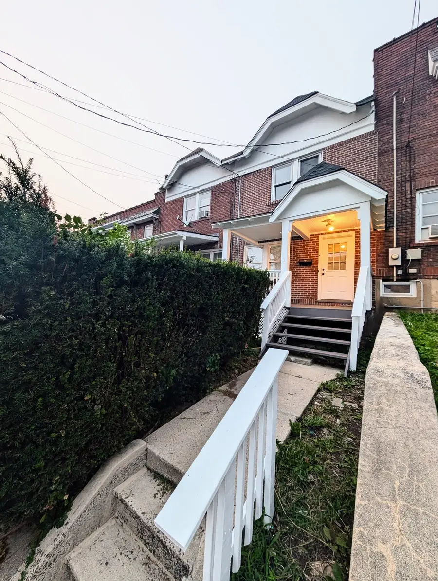 251 Wood Street, Waterbury, CT 06704 - Image #3