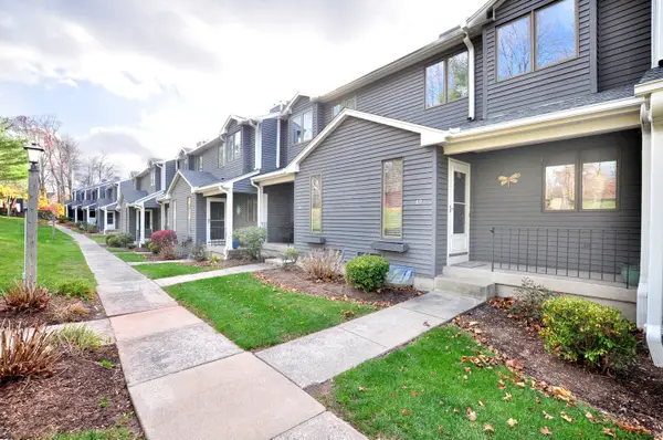 49 Ridge Road #49, Wethersfield, CT 06109