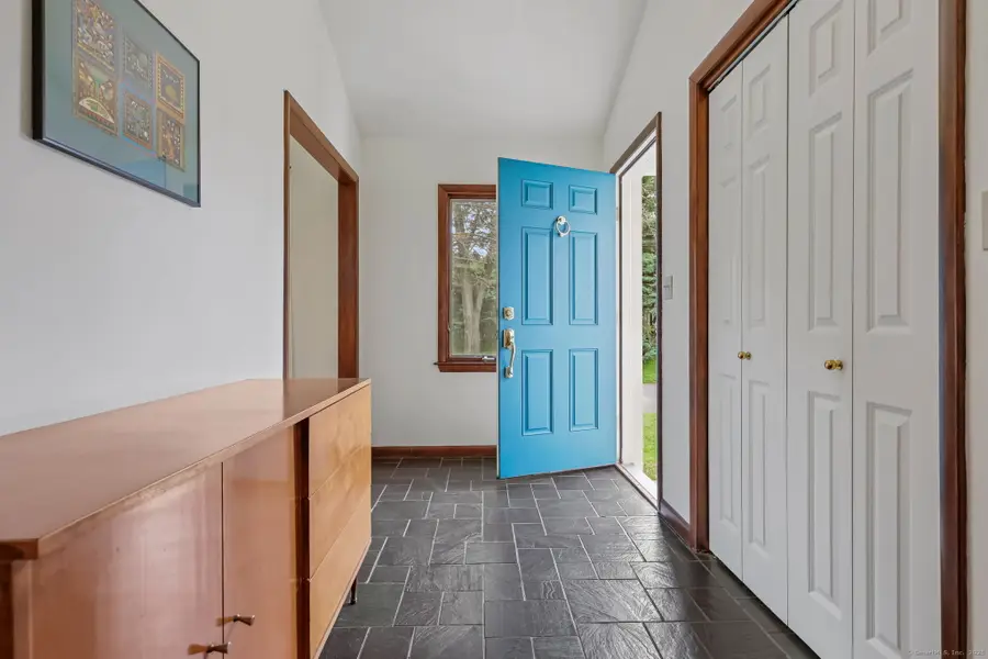 23 Silver Beech Road, Riverside, CT 06878 - Image #2