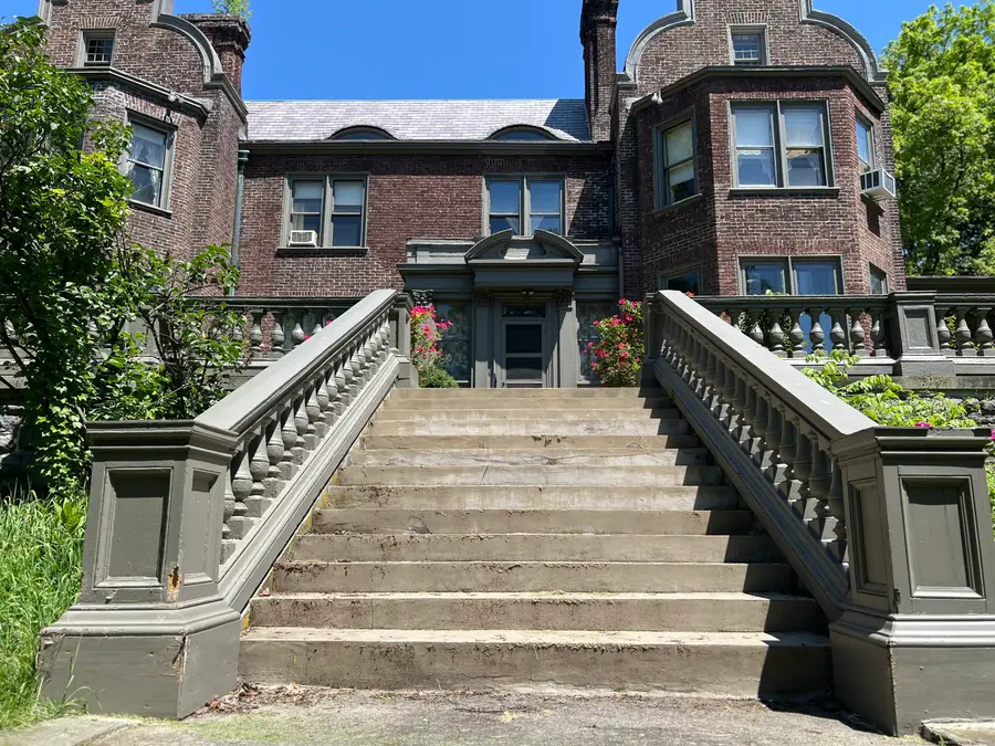 70 Hillside Avenue, Waterbury, CT 06710 - Image #2