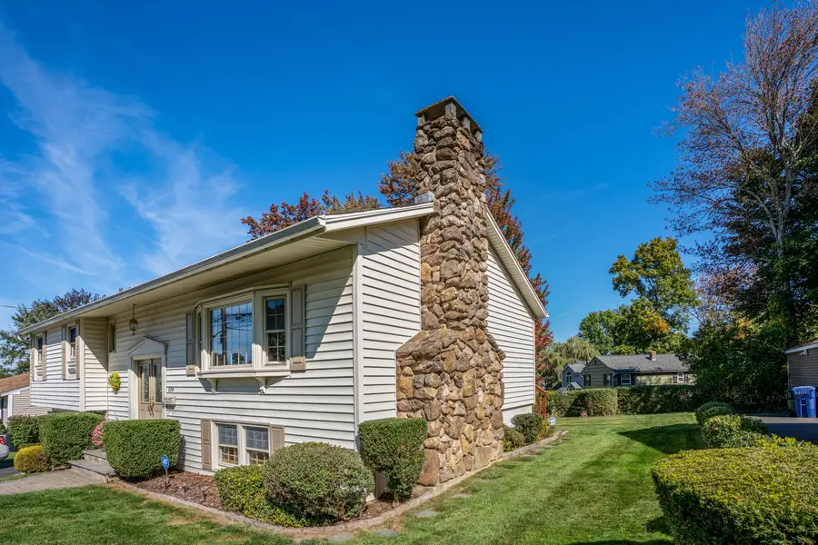 134 Plainfield Drive, Watertown, CT 06779 - Image #3