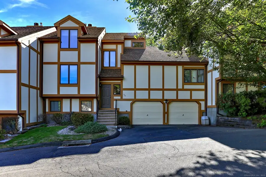 690 Forest Road #702, West Haven, CT 06516 - Image #3