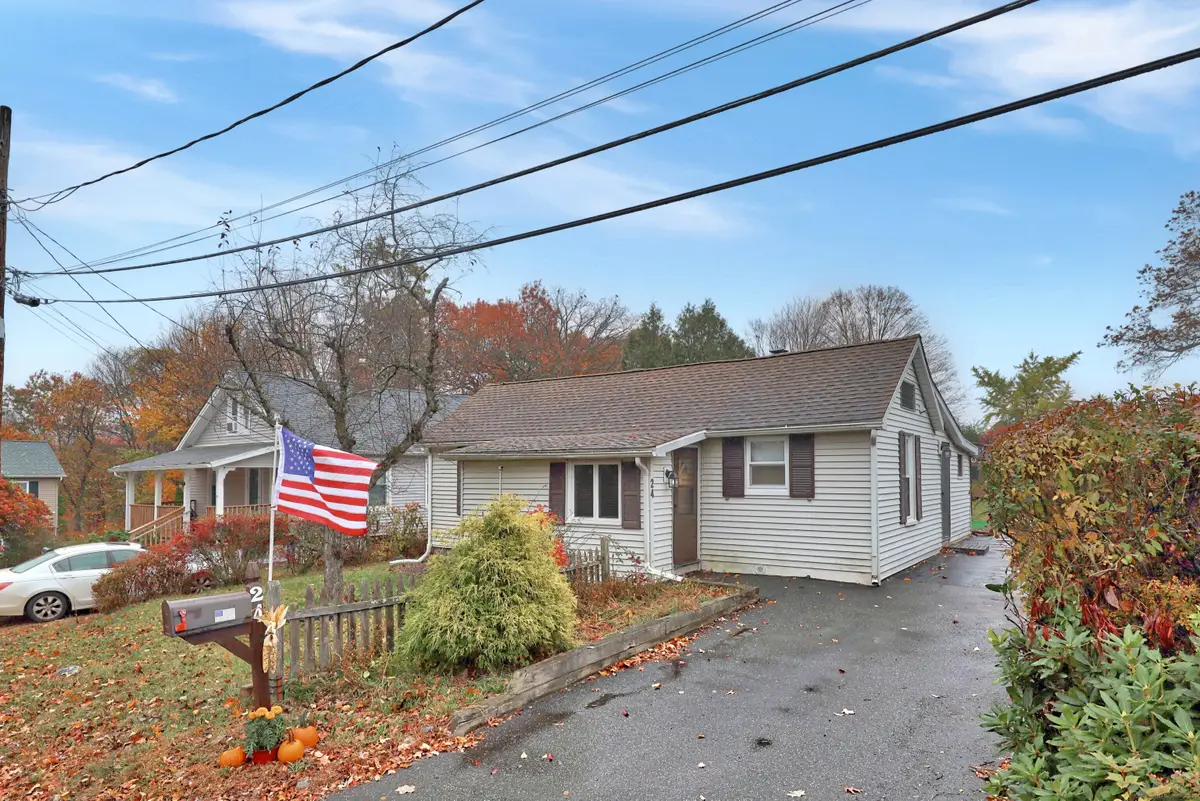 24 Shelter Street, Waterbury, CT 06705 - Image #1