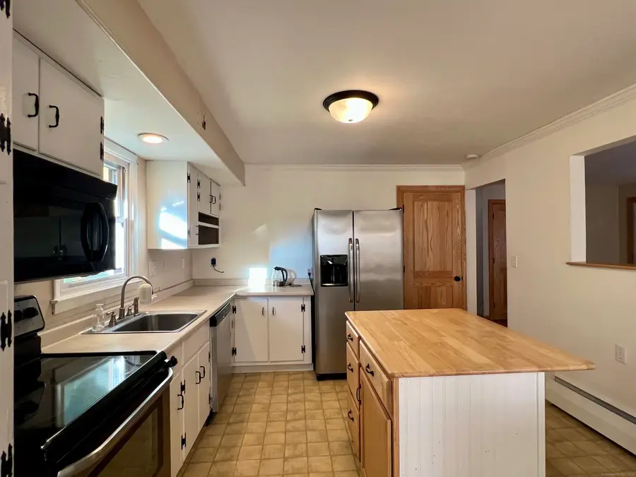 5 Sunrise Avenue, Old Saybrook, CT 06475 - Image #2