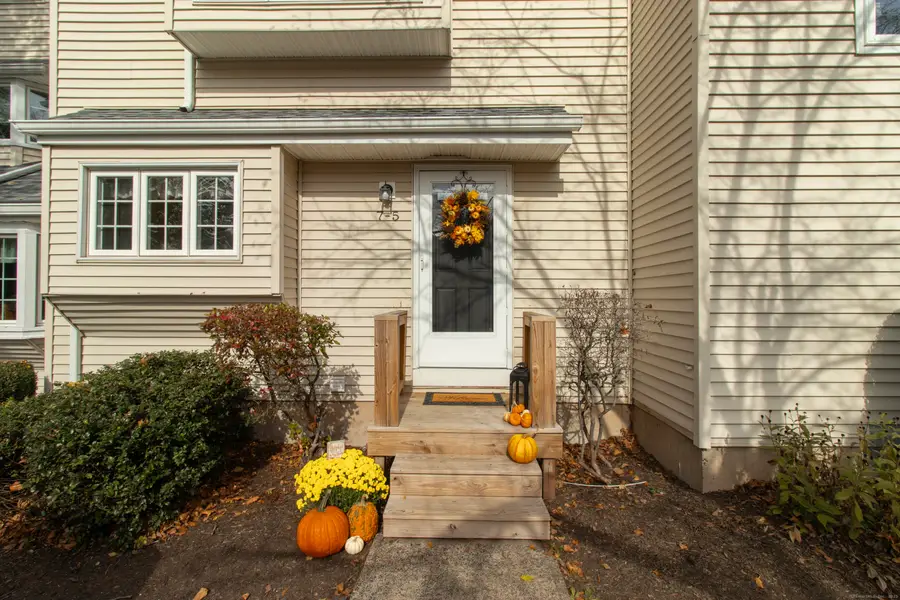 7 West Meadow Lane #5, Middletown, CT 06457 - #3