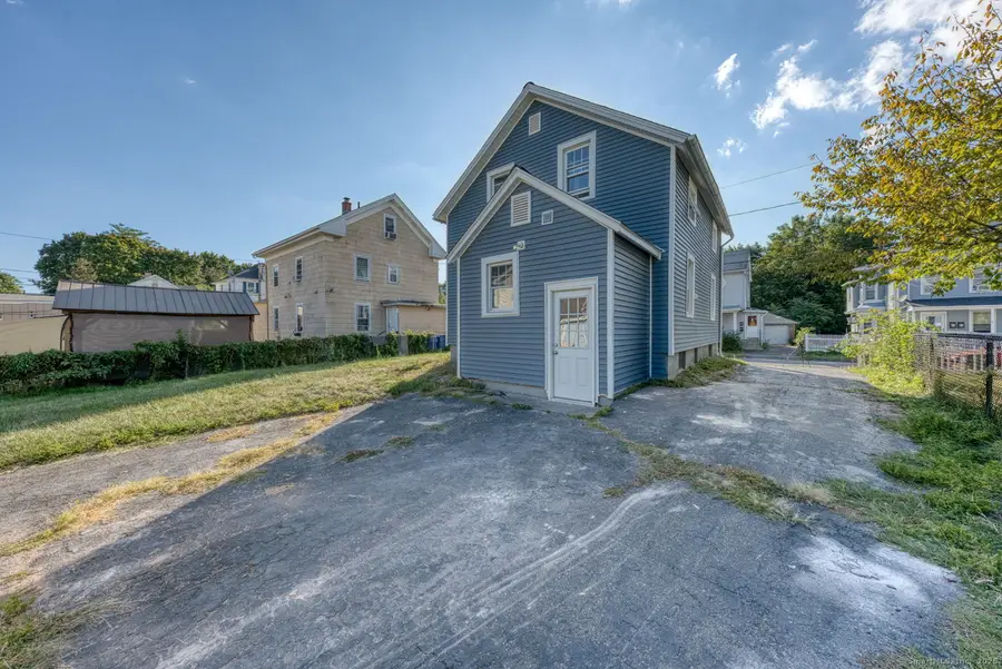9 Hickory Street, Meriden, CT 06451 - Image #3
