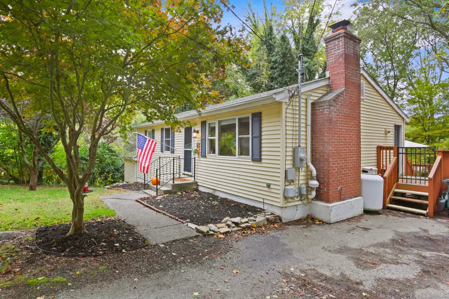 5 Ledgewood Drive, Ledyard, CT 06335 - Image #2