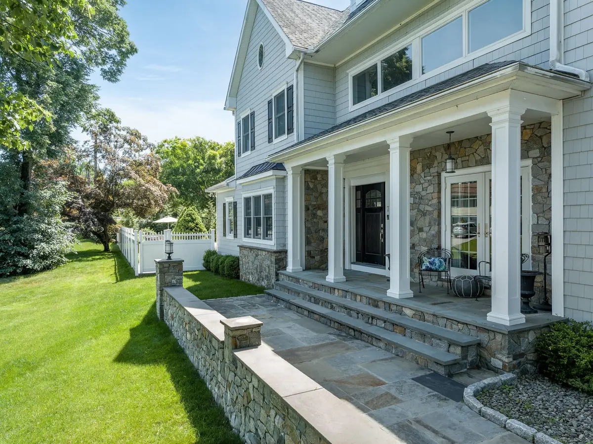 7 Curt Terrace, Greenwich, CT 06831 - #1