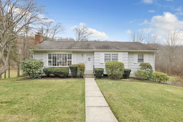 19 Robin Lane, Shelton, CT 06484