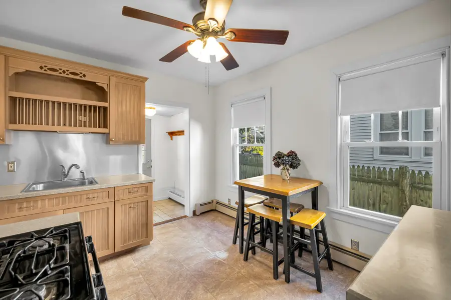 39 Fairlawn Street, West Hartford, CT 06119 - Image #3