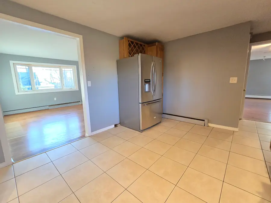 207 Arnold Drive, East Hartford, CT 06108 - Image #3