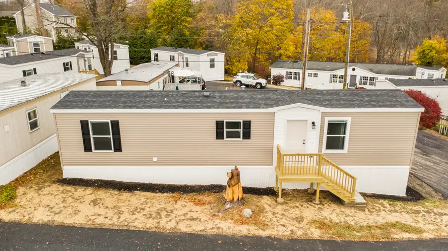 55 Sugar Street #17A, Newtown, CT 06470 - Image #2