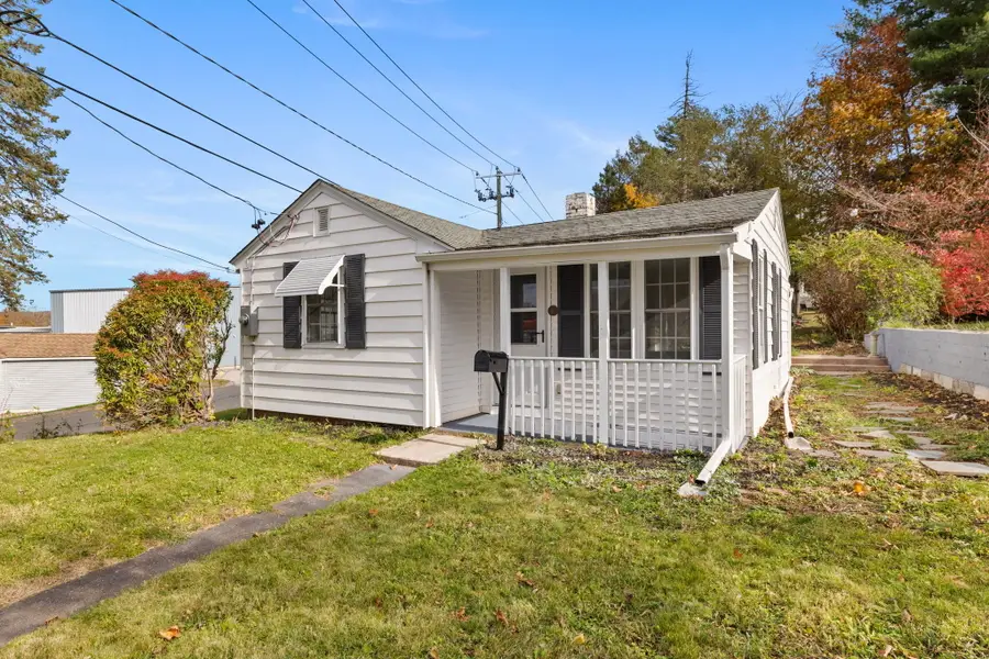 4 Bellevue Avenue, Vernon, CT 06066 - Image #2