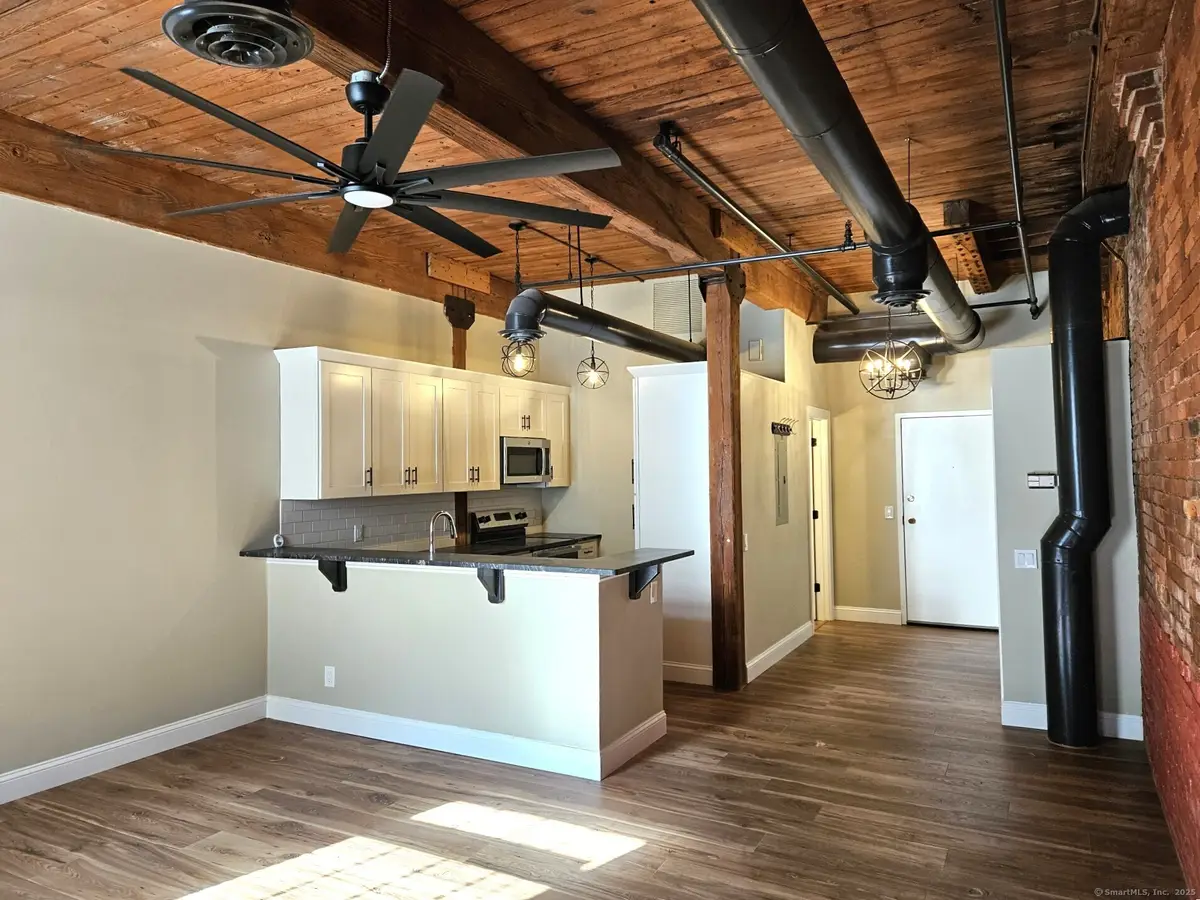 92 Main Street #Apt 101, Deep River, CT 06417 - Image #1