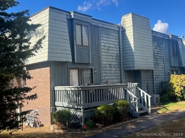 170 Trolley Crossing Lane #170, Middletown, CT 06457 - Image #3