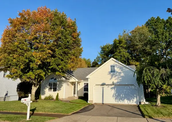 142 Greenview Terrace, Middletown, CT 06457