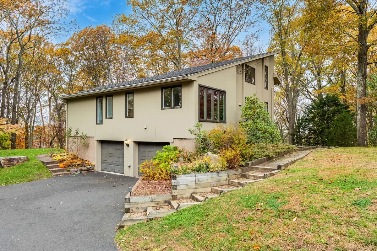 25 Briarwood Lane, Vernon, CT 06066 - Image #1