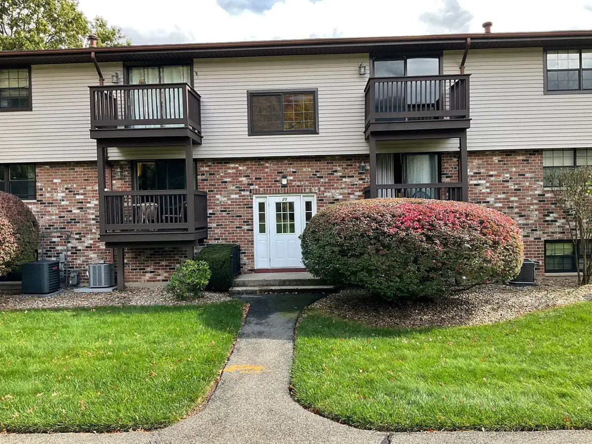 20 Surrey Drive #B16 aka B4, Newington, CT 06111 - Image #1