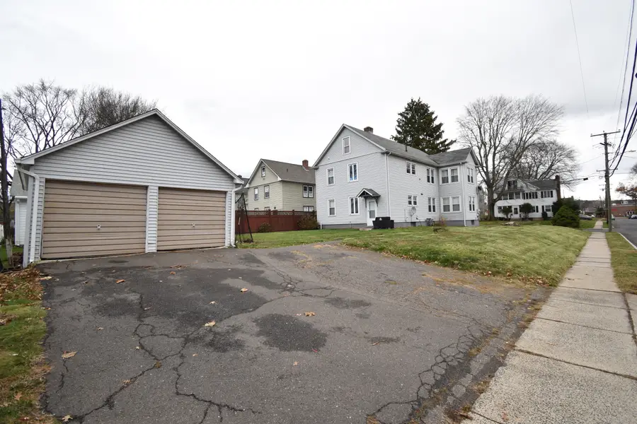 121 Cambridge Street, West Hartford, CT 06110 - Image #2