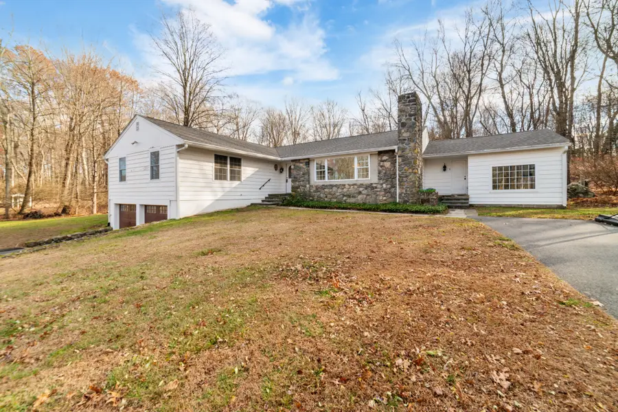 25 Wolfpits Road, Bethel, CT 06801 - Image #2