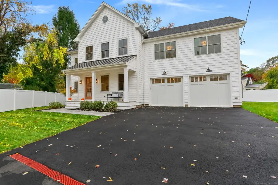 45 Robin Circle, Fairfield, CT 06824 - Image #2
