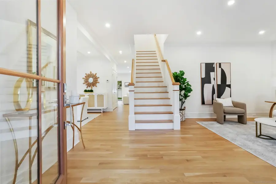 45 Robin Circle, Fairfield, CT 06824 - Image #3