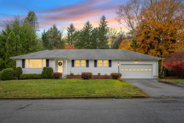 3 Marguy Street, Waterford, CT 06375