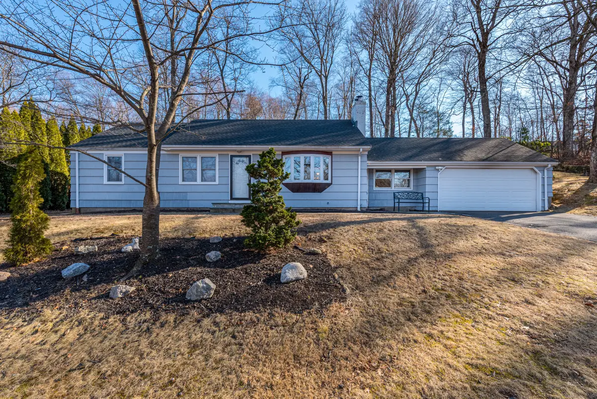 371 Middle Road, Farmington, CT 06032 - Image #1