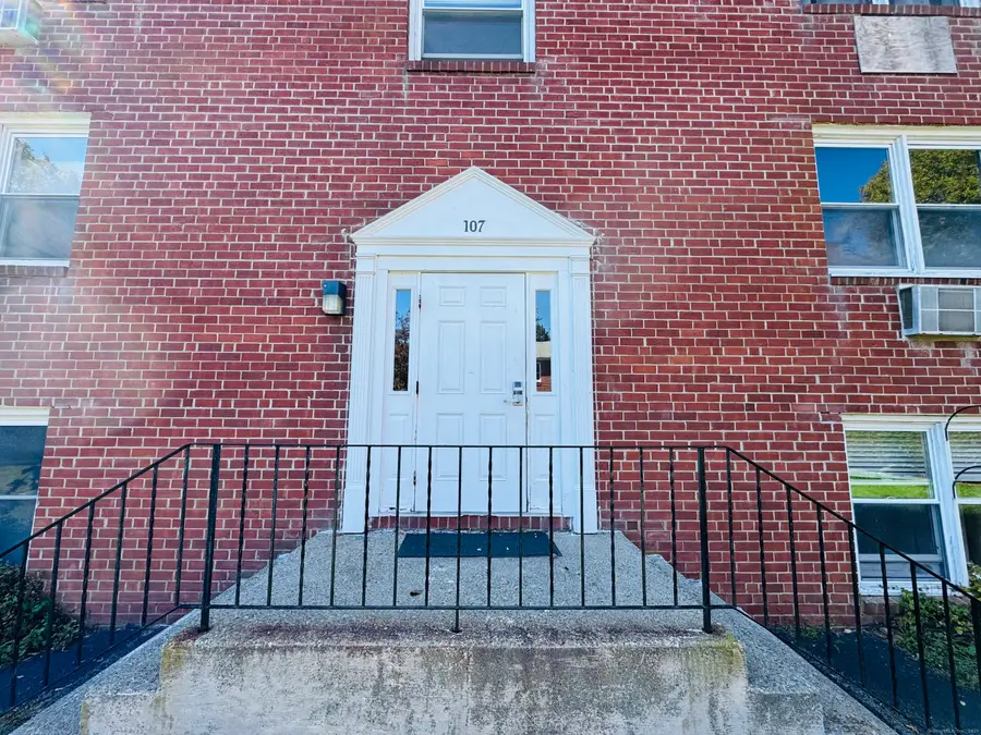 107 Niles Hill Road #A, New London, CT 06320 - Image #2