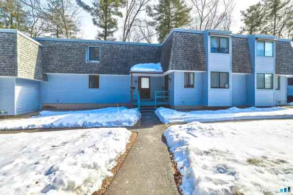 62 Northampton Lane #62, Plainville, CT 06062