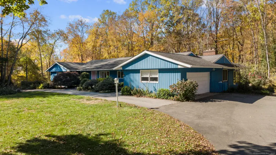 51 Brookwood Drive, Woodbridge, CT 06525 - Image #2