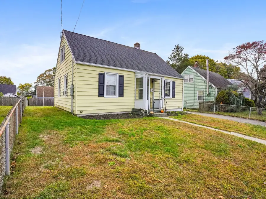 375 Ruth Street, Bridgeport, CT 06606 - Image #2