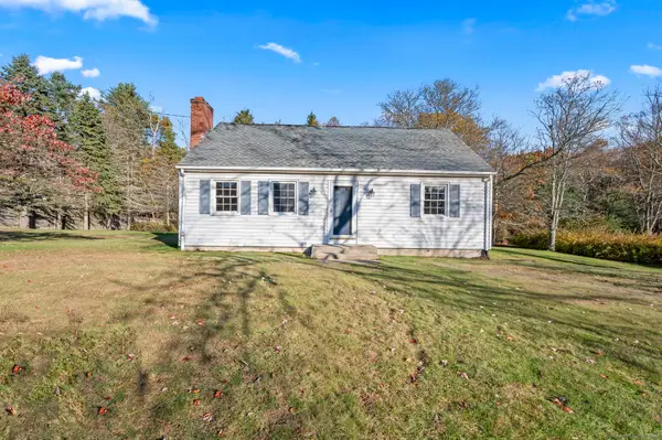 8 Thomas Drive, Stafford, CT 06076