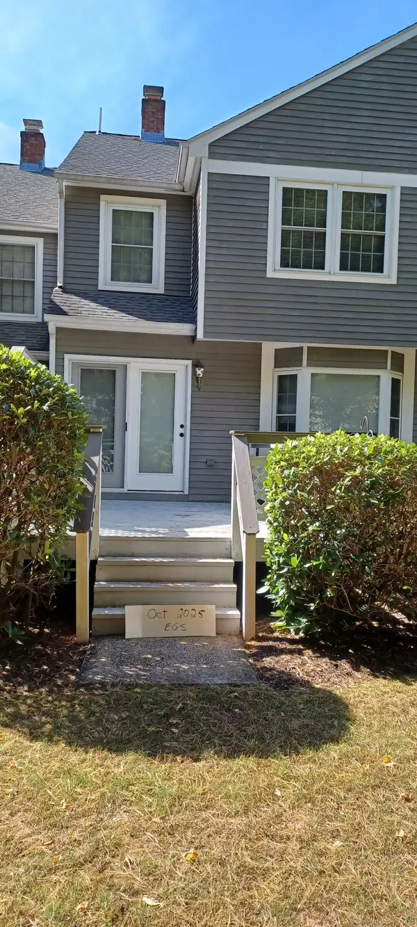 1325 Farmington Avenue #APT 52, Bristol, CT 06010