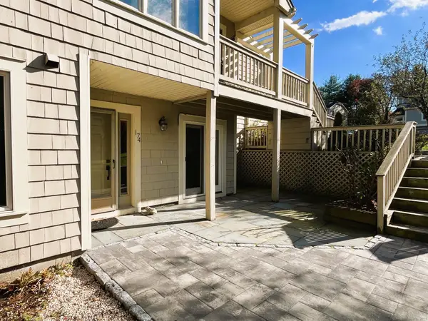 12 Boulevard Drive #32-174, Danbury, CT 06810