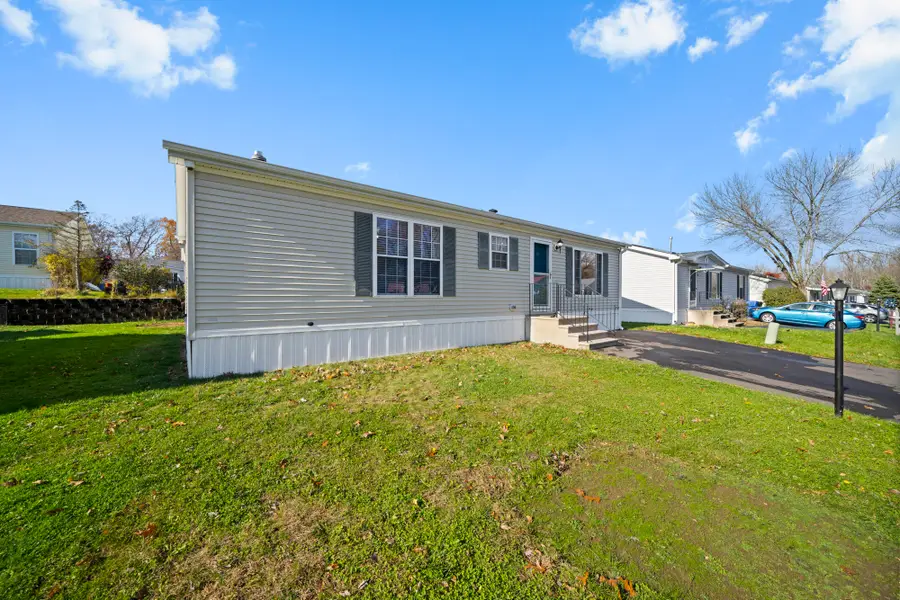 18 Laurel Circle, East Windsor, CT 06088 - Image #2