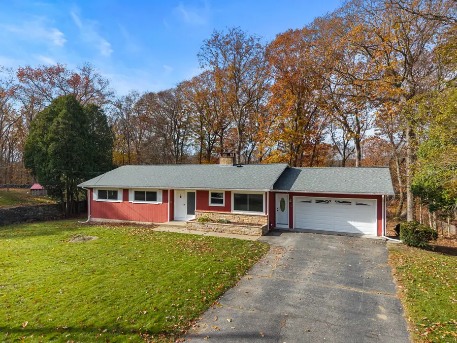 2 Dellwood Road, Norwich, CT 06360 - Image #2