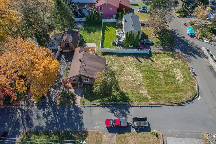 35 Maple Avenue, Wolcott, CT 06716 - Image #2