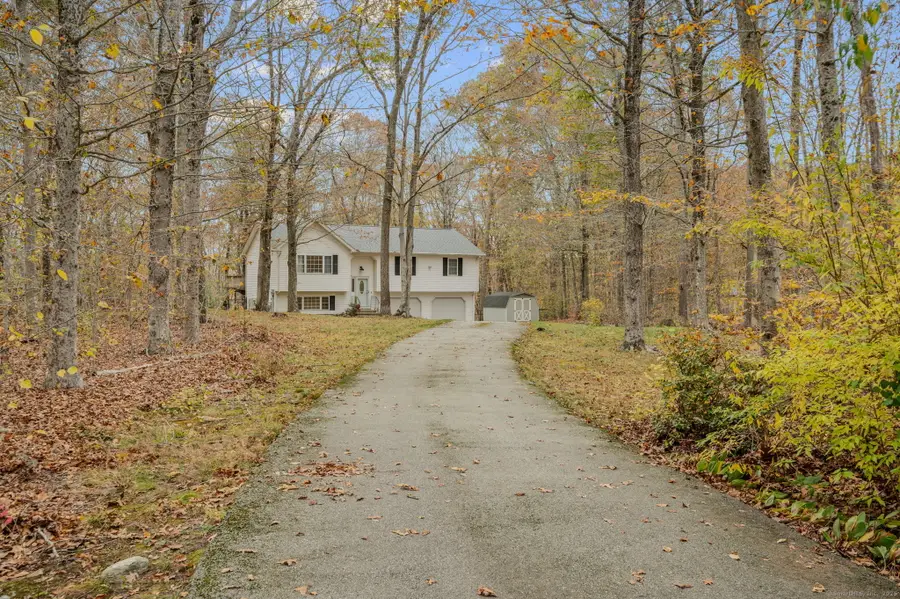 25 Old Colony Lane, Ledyard, CT 06339 - Image #2