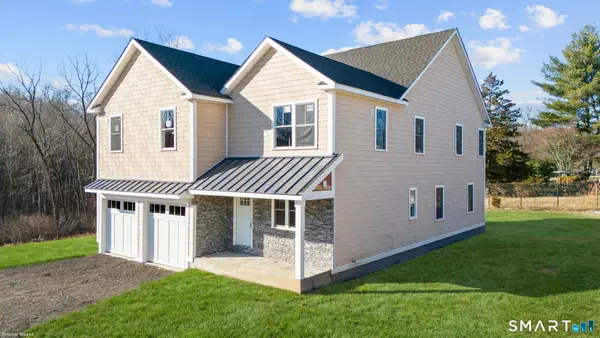 154A Long Meadow Hill Road, Brookfield, CT 06804