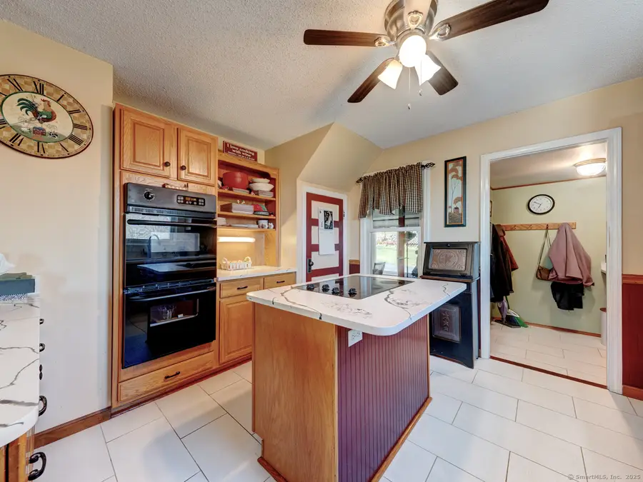 412 Storrs Road, Mansfield, CT 06250 - Image #3