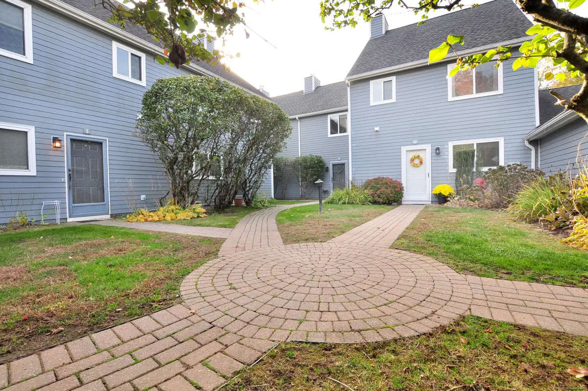 3 Farmington Meadow Drive #3, Farmington, CT 06032 - Image #1